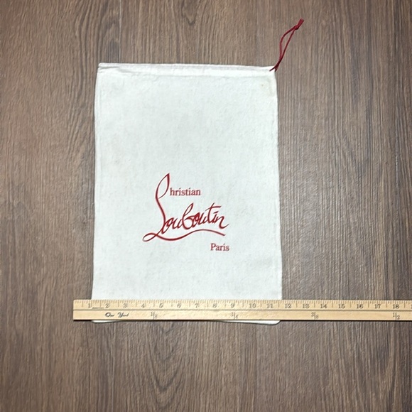 🔥🔥🔥Christian Louboutin Cream Dust Bag🔥🔥🔥 - Picture 3 of 4